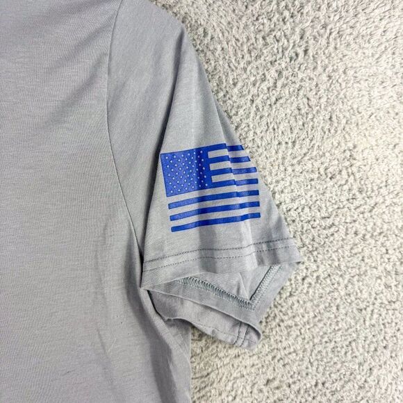 Under Armor Patriotic T-Shirt Mens XXL Gray Heatgear Loose Tee Athletic Gym Run‎ - Picture 6 of 14